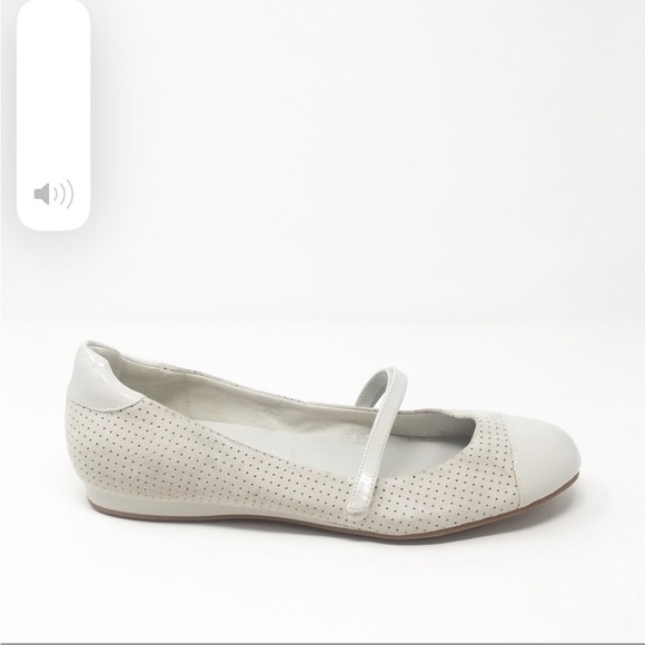 Cole Haan Women's Gray Suede Leather/Patent Suede Mary Jane Cap Toe Flats - Picture 1 of 14